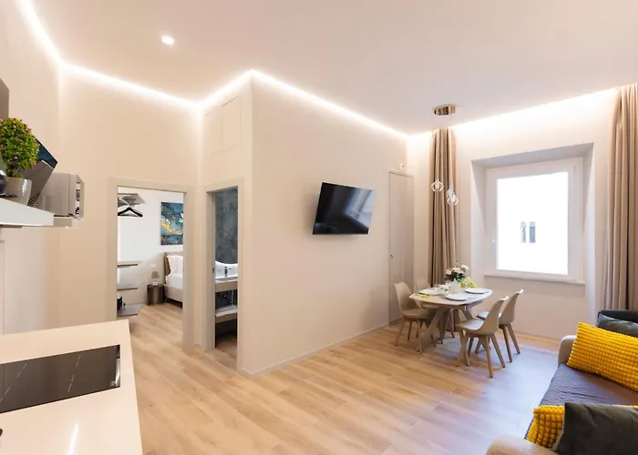 Apartment Di Rienzo Palace