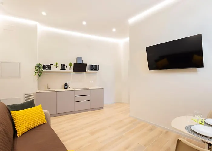Apartment Di Rienzo Palace *